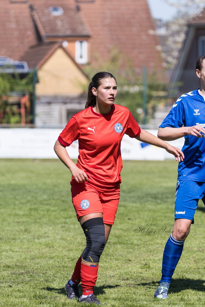 Bild 382 - F TSV Zarpen - Holstein Kiel II : Ergebnis: 2:6